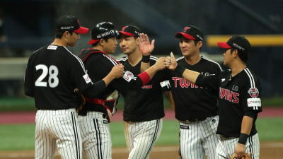 [KBO 뉴스] 2위 KT 꺾은 LG, 정규리그 우승까지 '매직넘버 1'