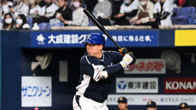 [KBO 뉴스] 선두 LG, 2위 KT에 1점 차 신승...승차 6.5경기