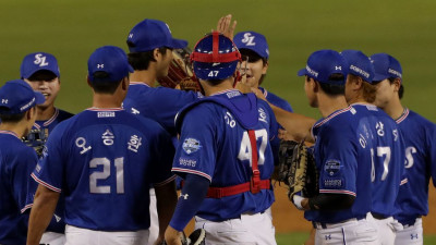 [KBO 뉴스] '김영웅 역전 결승타' 삼성, NC에 전날 대패 설욕