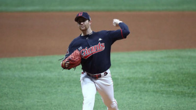 [KBO 뉴스] 롯데 찰리 반즈 퀄리티 스타트 플러스...두산 킬러 모습 보였다