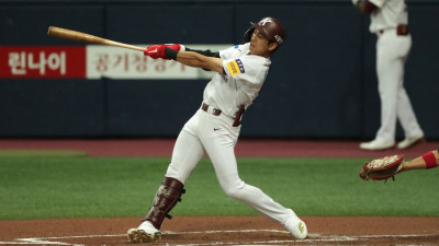 [KBO 뉴스] 부진하던 키움과 한화, 나란히 연승행진…리그 꼴찌 바꼈다