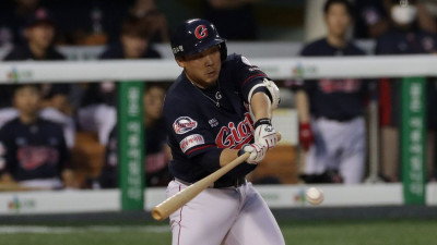 [KBO 뉴스] '12안타 폭발' 한화, KT에 8-5 승리...만원 관중 앞에서 6연승 질주