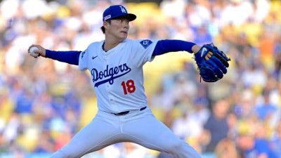 [MLB 뉴스] ‘회전근개 부상’ 야마모토, 70m 캐치볼로 복귀 임박 알려