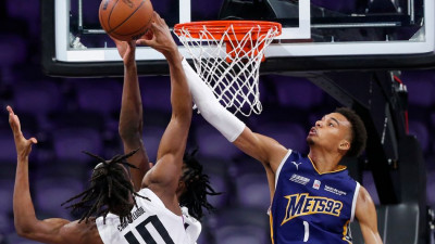 [NBA 뉴스] ‘차기 드래프트 후보 1위’ 웸반야마, G리그 팀과의 대결에서 맹폭