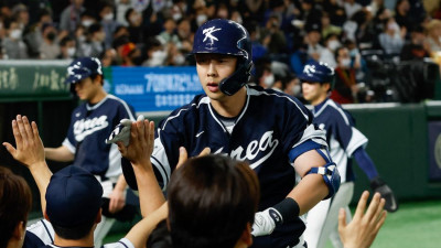 [KBO 뉴스] '박건우 3안타' NC, 적진에서 SSG에 7-3 승리...PO까지 단 1승