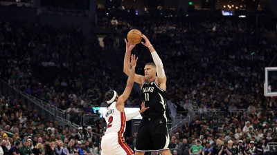 [NBA 뉴스] 벅스, 아데토쿤보 없이도 히트 제압하며 PO 균형 맞춰