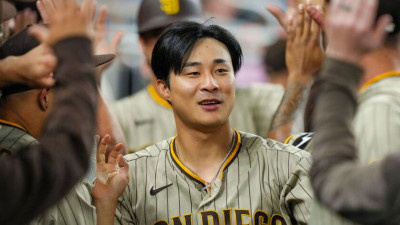 [MLB 뉴스] 김하성, 시즌 두 번째 3안타 경기...파드리스는 통한의 역전패