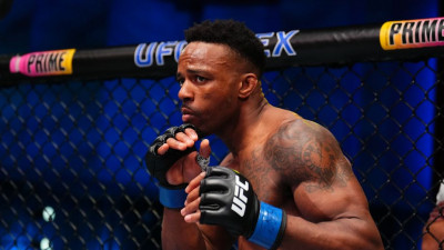 [UFC 뉴스] '무패' 머피, 레전드 바르보자 꺾고 UFC 6연승