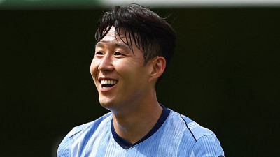 [고수스포츠] 토트넘, QPR 상대 2-0 승리… 손흥민 활발한 움직임으로 슈팅 2번 시도