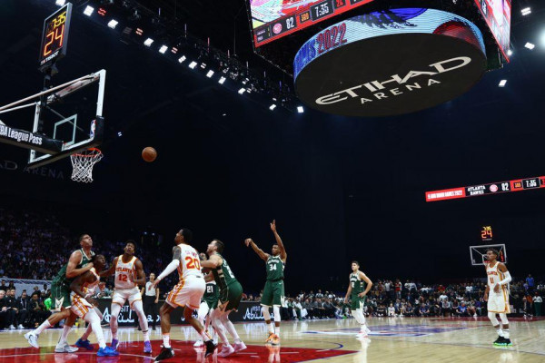 중동에서 열린 첫 NBA 프리시즌 경기